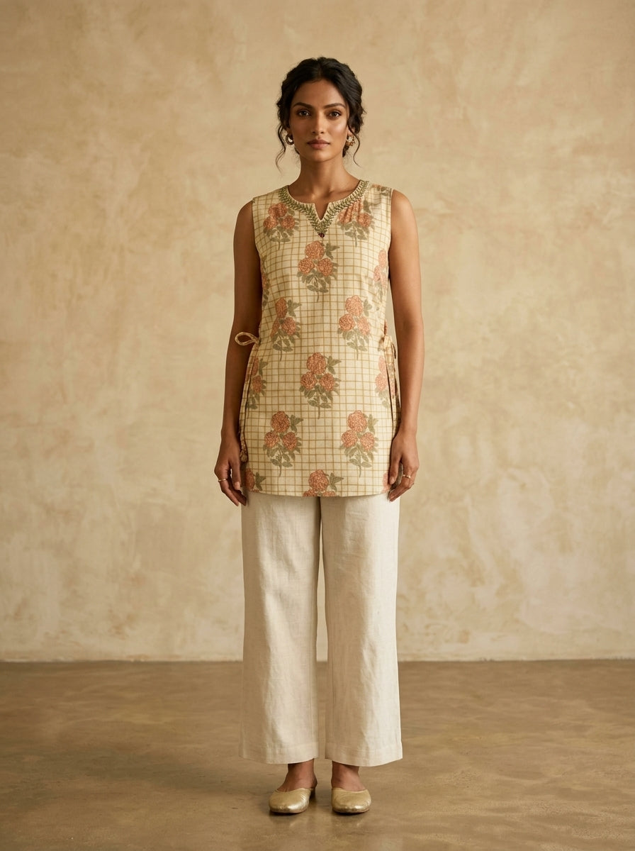 C5007 | Sleeveless Floral Grid Check Cotton Hip Top with Inner Lining & Side Tie-Up