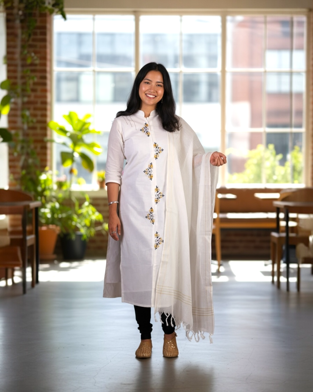 White Embroidered Handwork Kurti with Dupatta | 2-Piece Ethnic Set