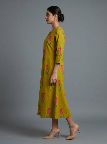 C3035 | Tulip Floral Print Cotton Long Kurti with Front Box Pleat