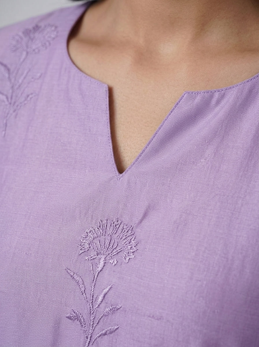 C3039 | Lavender Embroidered Chanderi Silk Kurti with Inner Lining