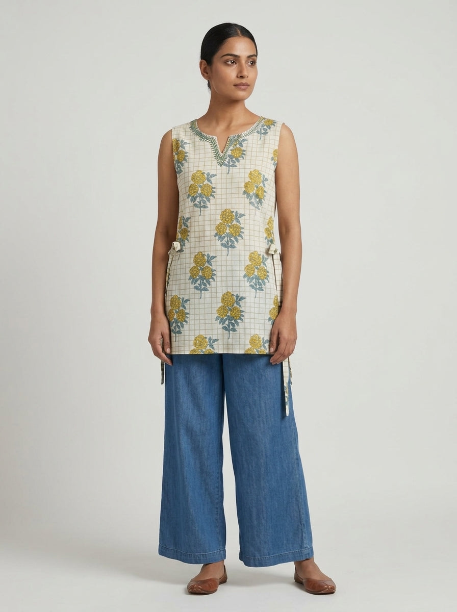 C5007 | Sleeveless Floral Grid Check Cotton Hip Top with Inner Lining & Side Tie-Up