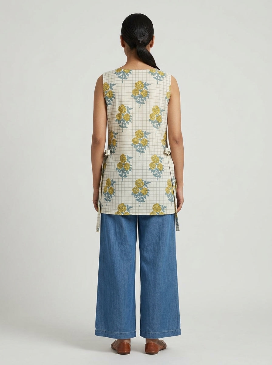 C5007 | Sleeveless Floral Grid Check Cotton Hip Top with Inner Lining & Side Tie-Up