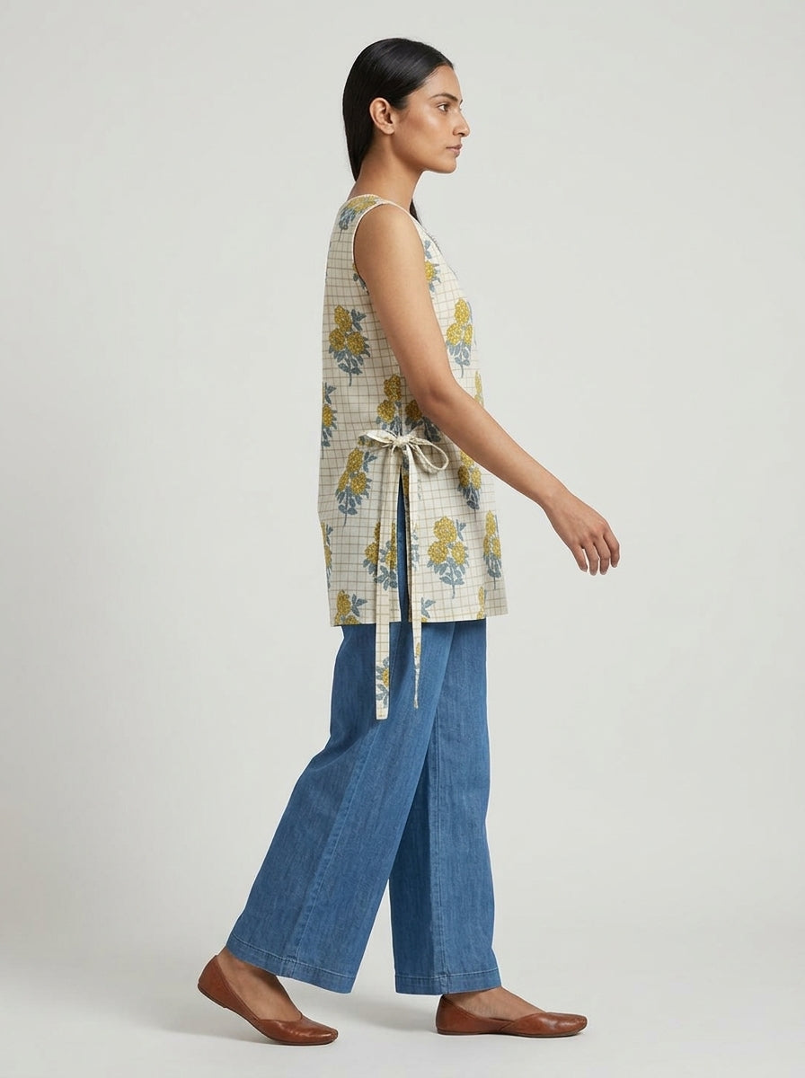 C5007 | Sleeveless Floral Grid Check Cotton Hip Top with Inner Lining & Side Tie-Up